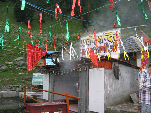 Bharmani Devi temple near ManiMahesh